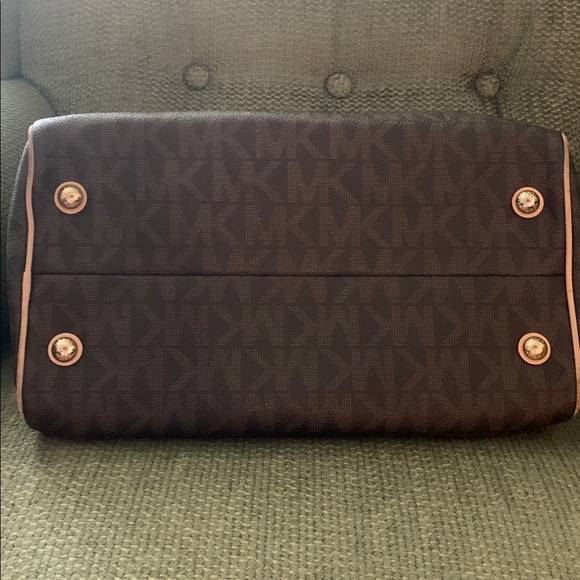 Michael Kors Grayson Satchel - Picture 8 of 16